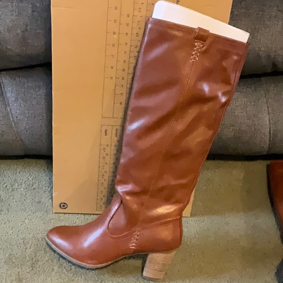 8M Bass Lynn Whiskey tall boot - Picture 6 of 16